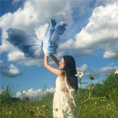 直播镜头前实拍：选秀选手突然退出节目，一夜掉粉百万